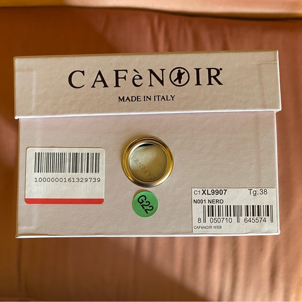 Cafè Noir Pad Buckle Sandals NIB Size 38 - Picture 6 of 6